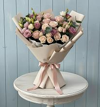 Букет цветов из:  Розы и Лизиантусы в Рябово