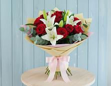 Букет цветов из:  Лилии и Розы в Рябово