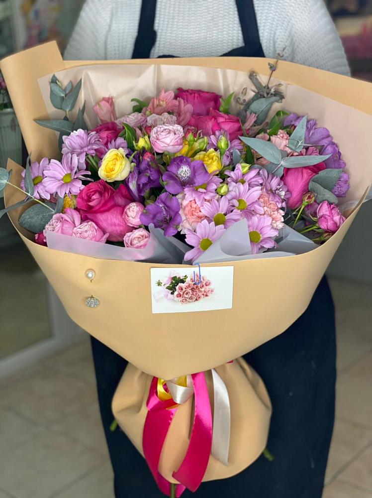 Букет цветов из: Хризантемы, Гвоздики и Альстромерии в Рябово