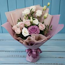 Букет цветов из:  Розы и Лизиантусы в Рябово