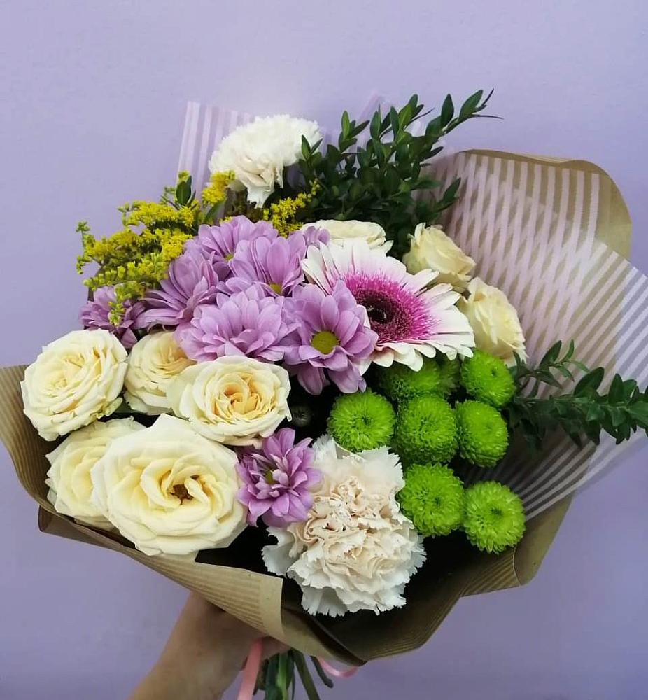 Букет цветов из: Хризантемы, Розы, Гвоздики и Герберы в Рябово