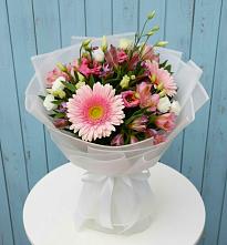 Букет цветов из:  Герберы, Альстромерии и Лизиантусы в Рябово