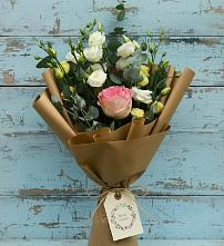 Букет цветов из:  Розы и Лизиантусы в Рябово