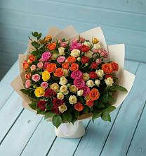 Букет Микс из разноцветных кустовых роз в Рябово